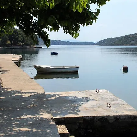 Family Friendly Seaside Apartments Zaton, Krka - 12416 Apartment *