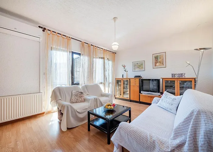 Family Friendly Seaside Apartments Zaton, Krka - 12416 Apartment *